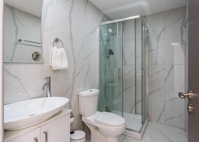 Rosemont & Balcony In * Larnaca