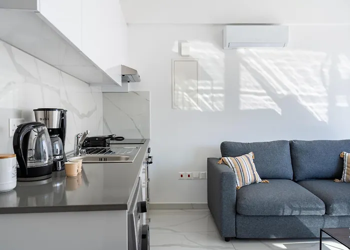 Apartament Rosemont & Balcony In